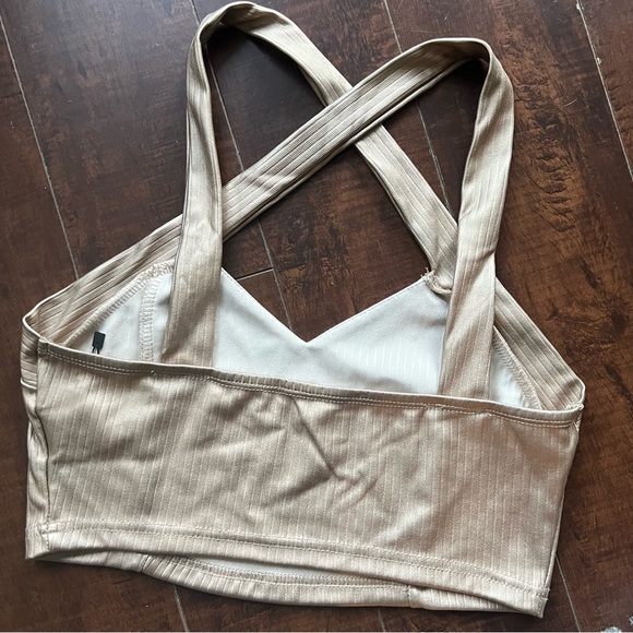 SHEIN metallic gold ribbed crop top Medium - Picture 3 of 3